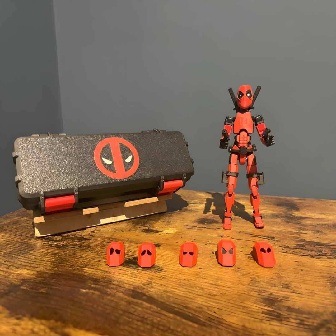 Ultoys: Figura de acción articulada - Dummy 13 X Deadppool V1