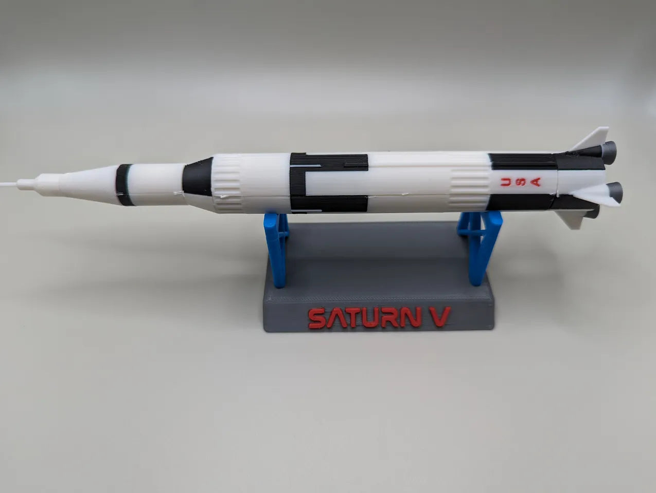 Ultoys: Kit Card NASA Saturn Figura de Colección para Armar