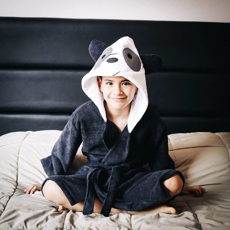 Bata Animada Escandalosos Panda Felpa Microfibra Manga 3/4