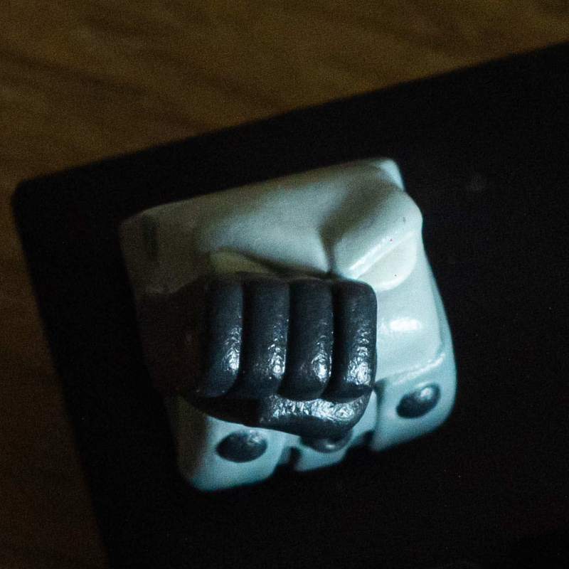Keycaps: One Punch de Resina 18x18mm