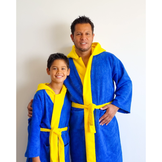 Bata Animada Minions Felpa Microfibra Manga 3/4